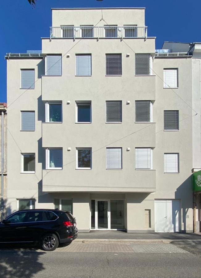 Stad10 - Very Close To Subway U2 Stadlau Apartment Wien